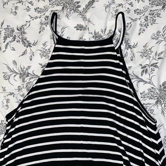 Old Navy Striped Flowy Dress - L - Picture 3 of 4